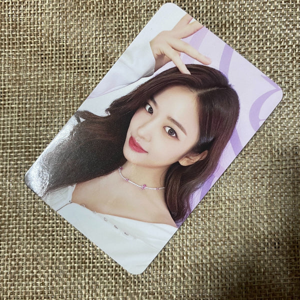 IVE YUJIN [ Trading Fan Concert ] Official Photocard, Prom Queens / New / Gift