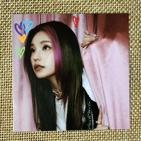 ITZY GROUP #1 [CRAZY IN LOVE] Official Preorder Special Photocard SET / Gift