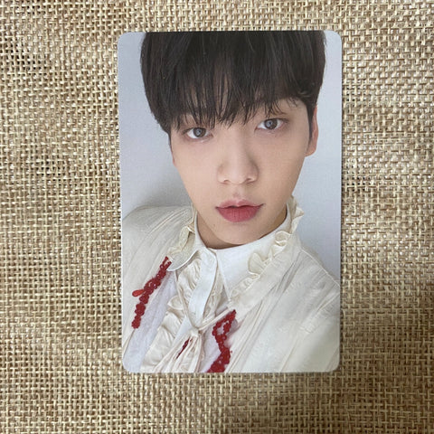 TXT SOOBIN [FIGHT OR ESCAPE] Official Photocard, Chaos Chapter Together / Gift