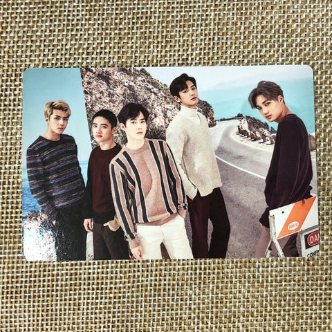 EXO GROUP #3 [2017 Season's Greetings] Official Mini Calendar Photocard / Gift