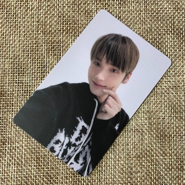 TXT HUENINGKAI [Minisode 2 Thursday's Child M2U] Official Photocard / New / Gift