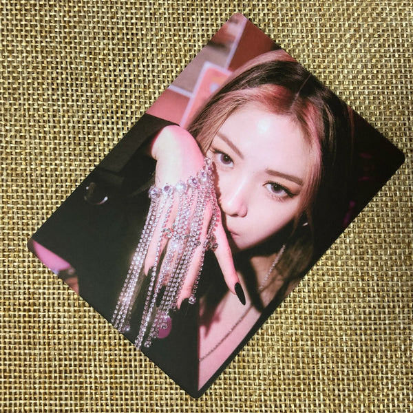ITZY RYUJIN [ GUESS WHO ] Official Special Photocard / New / Gift
