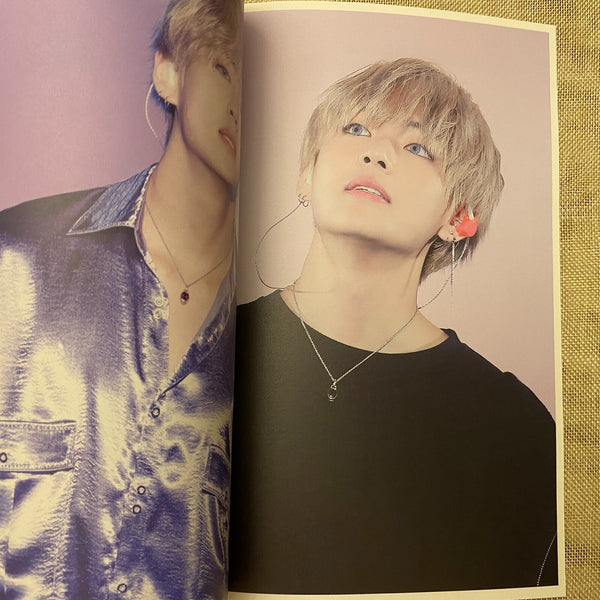 BTS V [ STARTRAIL Exhibition ] Photobook, Night Breeze 64 pg / New / Gift