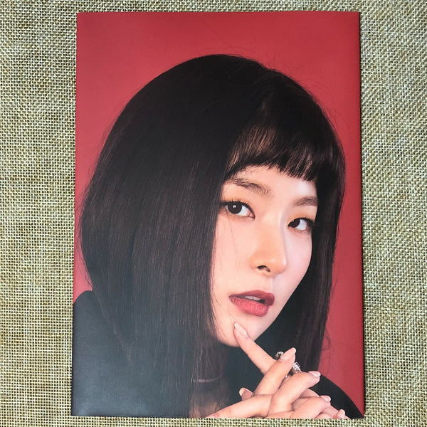 RED VELVET SEULGI #2 [2018 Season's Greetings] Official Folded Poster / Gift