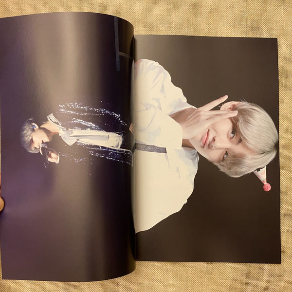BTS V [ 2017 Chocolate-box Exhibition ] Photobook, Visual Shock 64 pg / Gift