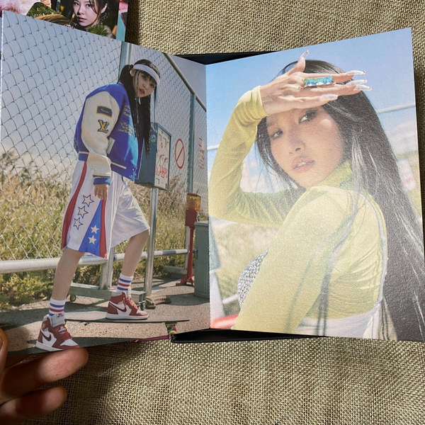 MAMAMOO HAND SIGNED [MIC ON] Promo Album Autographed Full Set / New, Rare / Gift