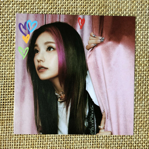 ITZY YEJI #1 [ CRAZY IN LOVE ] Official Preorder Special Photocard / New / Gift