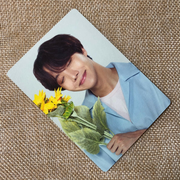 BTS J-HOPE 6/8 [ Love Yourself World Tour ] Official Mini Photocard / New / Gift