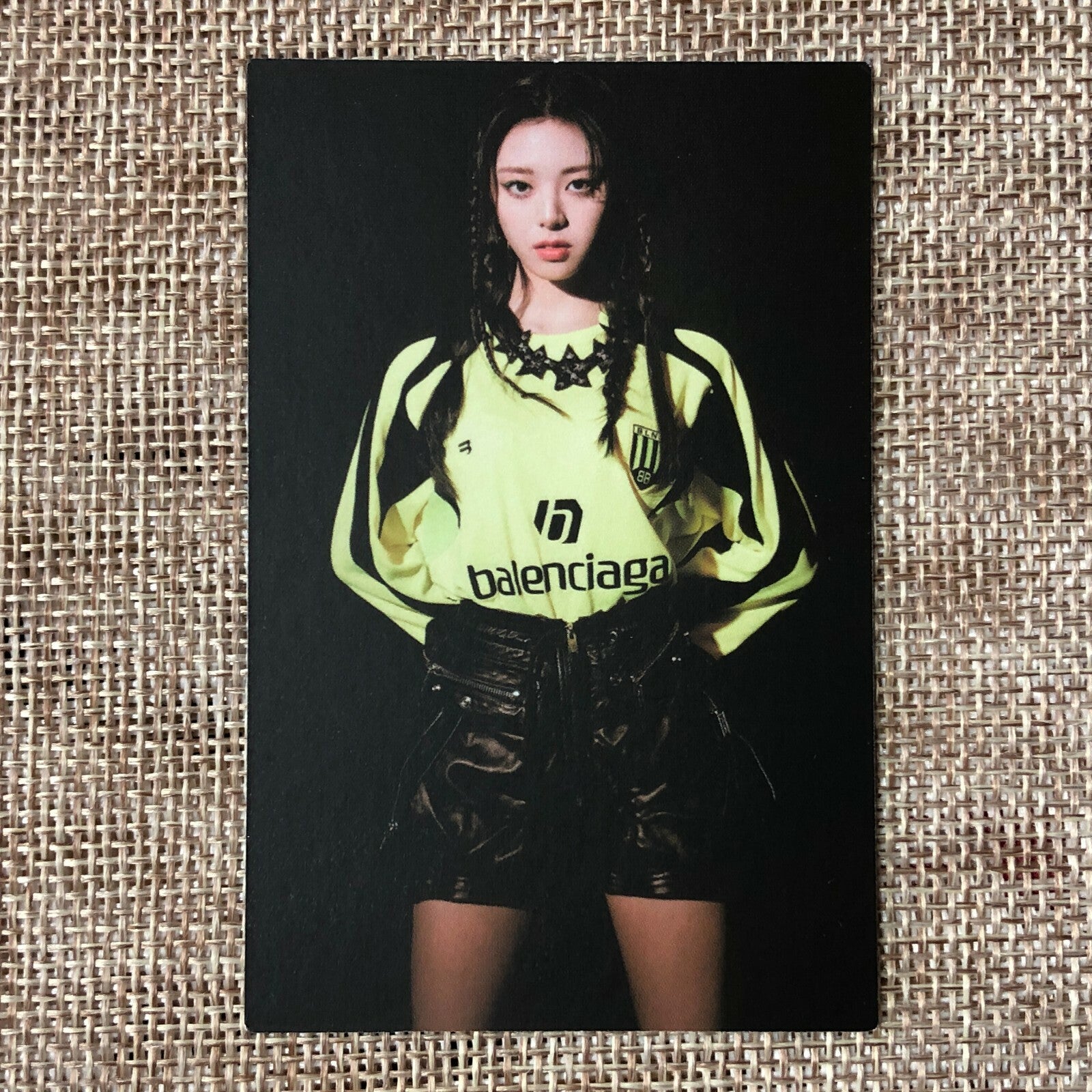 ITZY YUNA [ GUESS WHO ] Official Hidden Photocard, 4th Mini / New / Gift