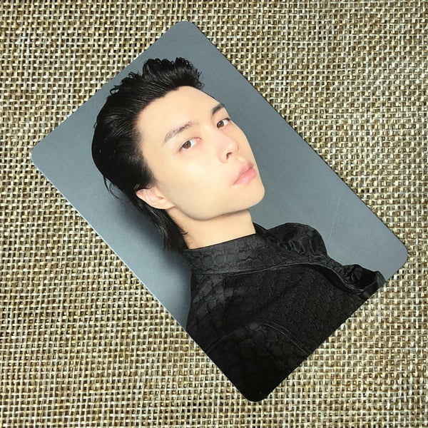 NCT 127 JOHNNY [FAVORITE] Official Photocard, 3rd Repackage CLASSIC Ver / Gift