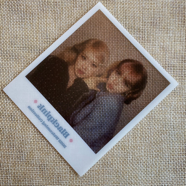 BLACKPINK ROSE LISA [2022 Season's Greetings Weverse] Official Polaroid PC