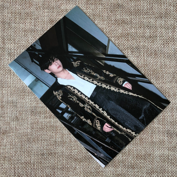 BTS V [ 2022 Season's Greetings ] Official Postcard / New / Gift
