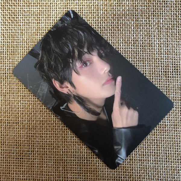 BTS V [ Map Of The Soul 7 ] Official Photocard, Ver 2 Album / New / Gift