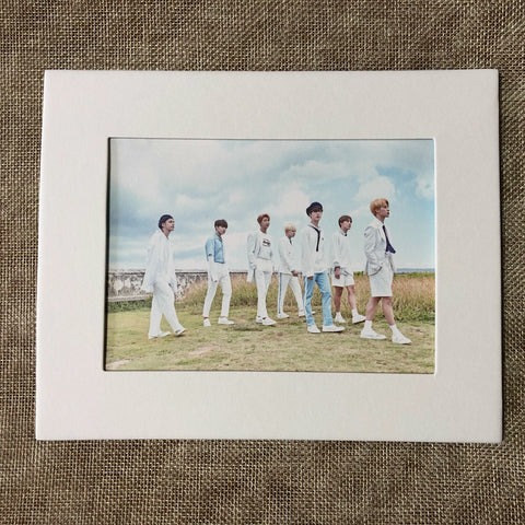 BTS GROUP [2018 Season's Greetings] Official Limited Postcard + Paper Frame /+G