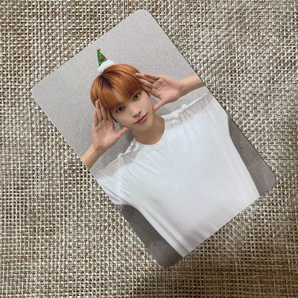 NCT 2022 TAEYONG [PINK CHRISTMAS MD Random Pack] Official Photocard / New / Gift