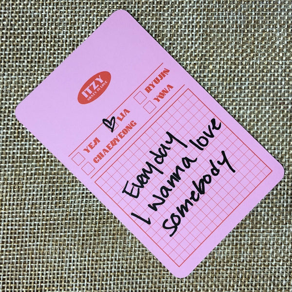 ITZY LIA #2 [ CRAZY IN LOVE ] Official Photocard, 1st Album / New / Gift