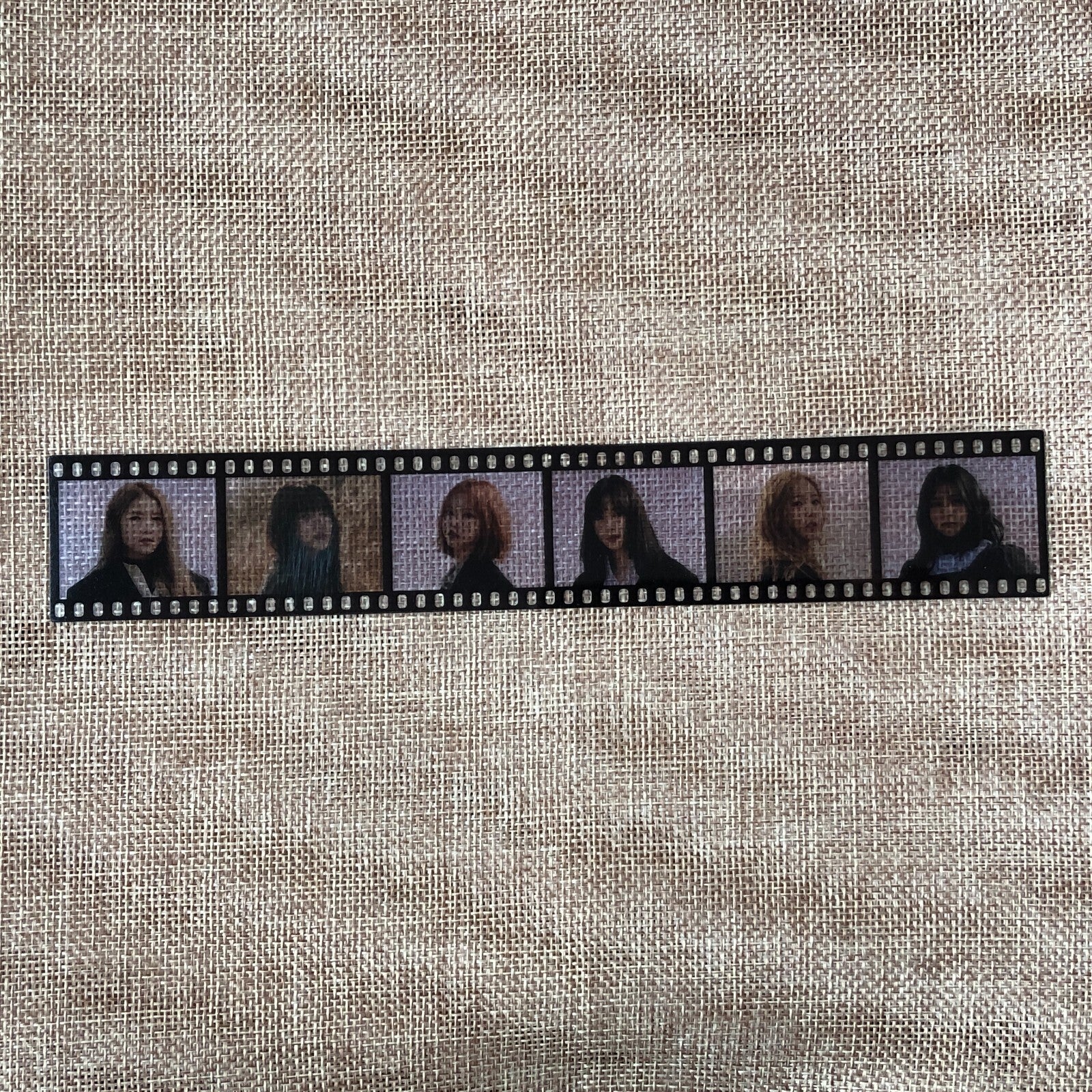 GFRIEND GROUP [ : LABYRINTH ] Official Film Photo Photocard / New / Gift