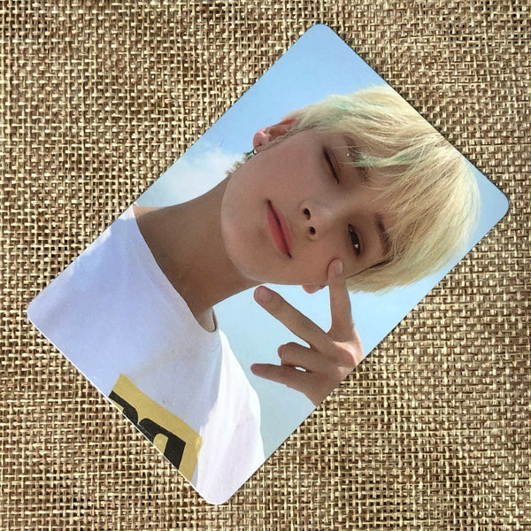 TXT HUENINGKAI [ FIGHT OR ESCAPE ] Official Photocard, Fight Ver. / New / Gift
