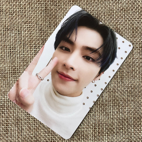 NCT XIAOJUN [ UNIVERSE SMTOWN MD ] Official Photocard / New / Gift