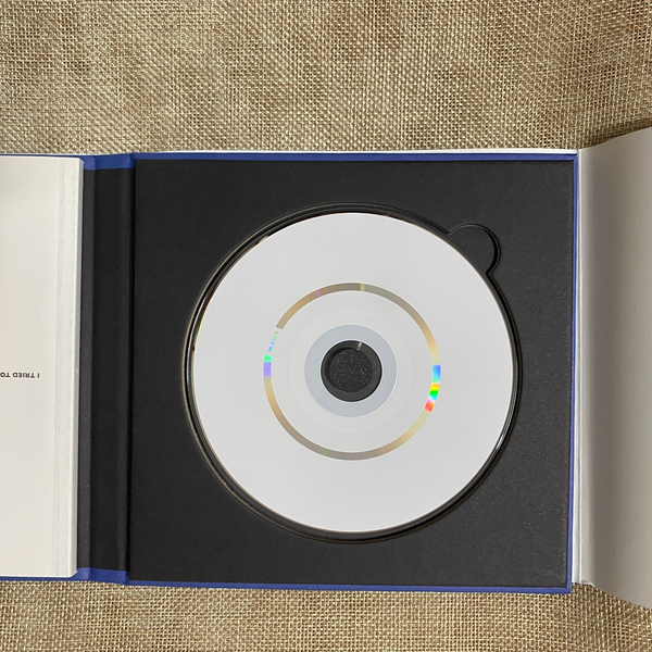 SHINEE Onew [Voice Mini Solo Blue Album] Photobook + CD, No PC / Mint, Rare /+G