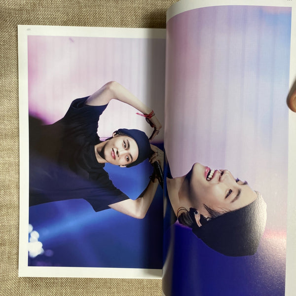 BTS V [ GLEAM DREAM Exhibition Photobook ] Nuna V 420 p, 22x32 cm/Good, Rare /+G