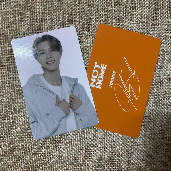 NCT JOHNNY [HOME TO THE NCT UNIVERSE Exhibition] Official Photocard Set / Gift