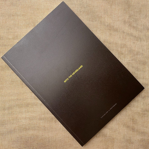 BTS V [INTO THE NEVERLAND Exhibition Photobook] TAETAELAND 144pg, 21x29 cm /+G
