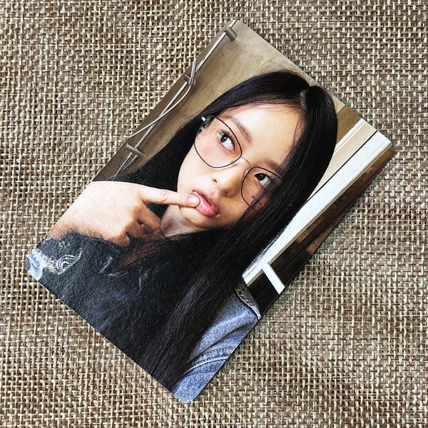 NEWJEANS HANNI #2 [ 1st EP NEWJEANS ] Official Photocard, Bluebook / New / Gift
