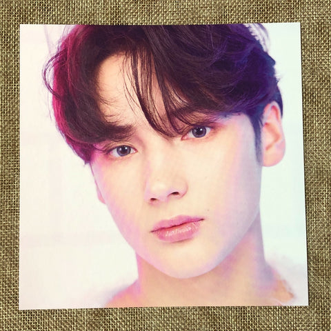 TXT HUENINGKAI [MINISODE 1 BLUE HOUR] Official Photocard Postcard, VR Ver. /+G