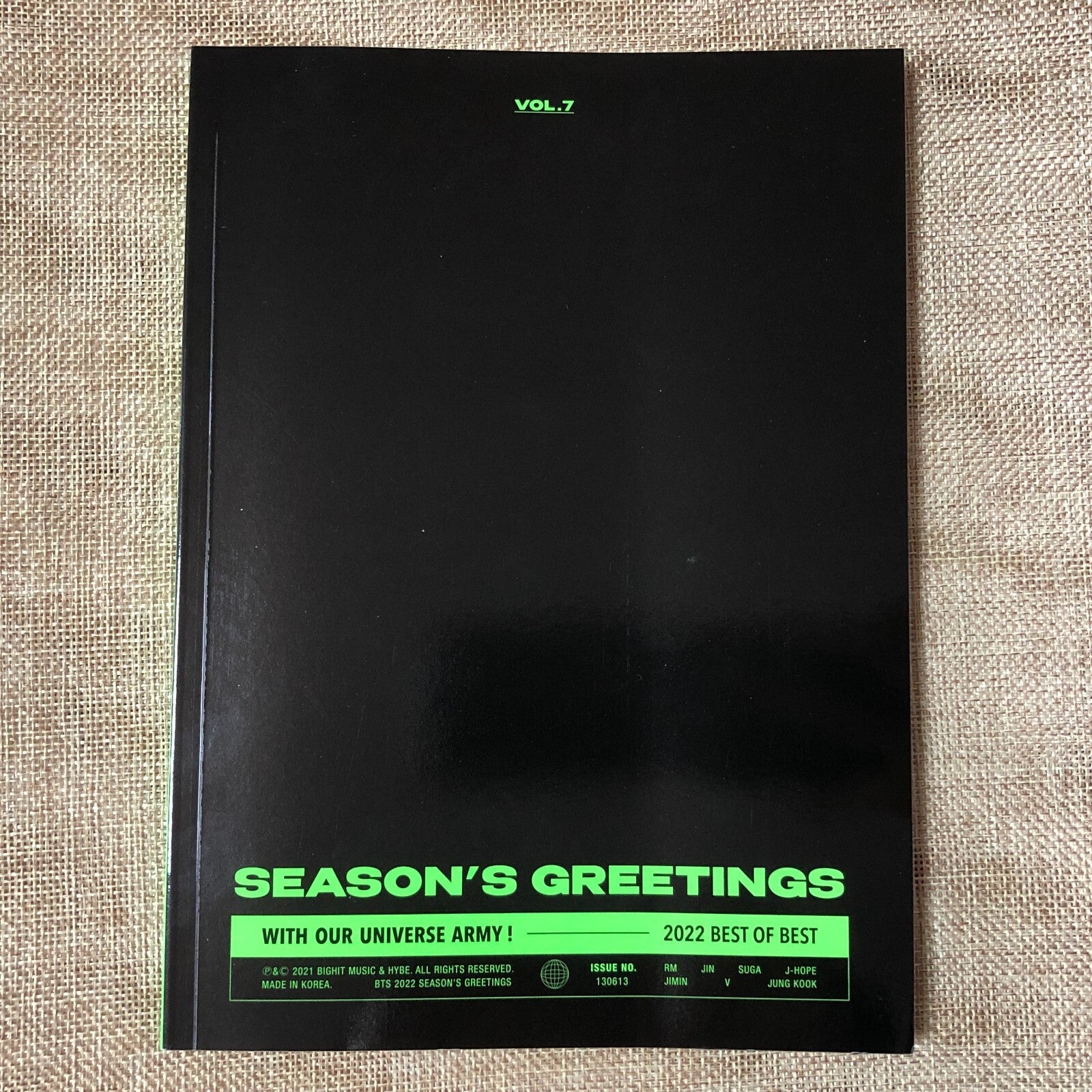 BTS GROUP [ 2022 Season's Greetings ] Official Diary / New / Gift