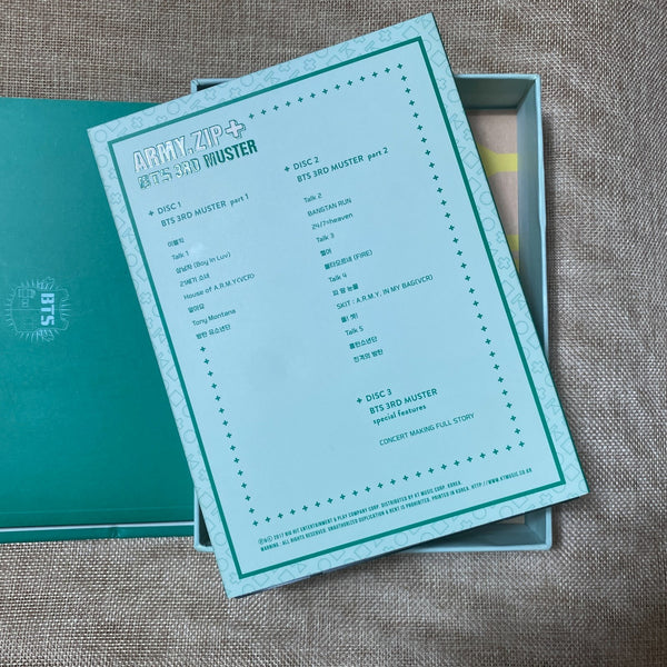 BTS 3rd Muster ARMY.ZIP DVD / 3 Disc Photobook, Story, Sticker, 2nd DVD Defectiv