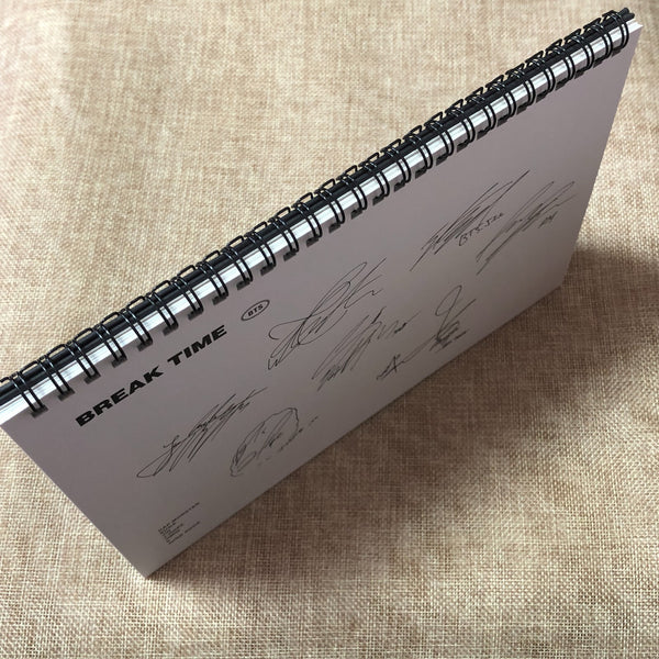 BTS [ 2017 Season's Greetings ] Official Calendar / New / Gift