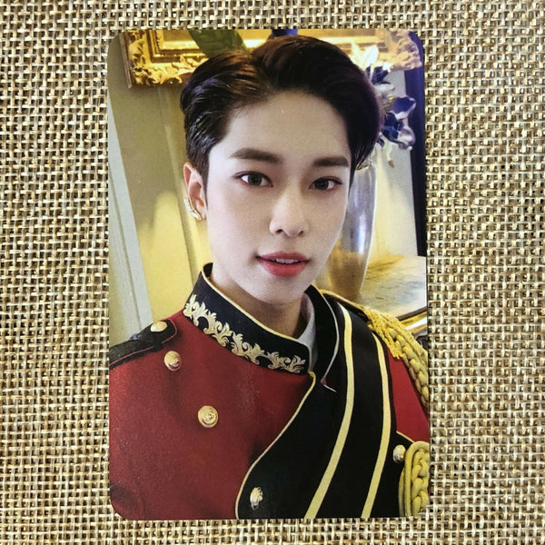 AB6IX DONGHYUN [ SALUTE ] Official Photocard, 3rd Album Loyal Ver / New / Gift