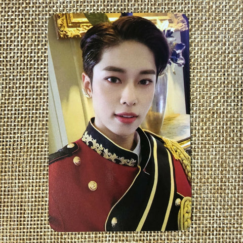 AB6IX DONGHYUN [ SALUTE ] Official Photocard, 3rd Album Loyal Ver / New / Gift