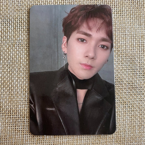 NU'EST ARON #5 [ Happily Ever After ] Official Photocard / New, Rare / Gift