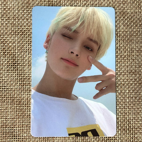 TXT HUENINGKAI [ FIGHT OR ESCAPE ] Official Photocard, Fight Ver. / New / Gift