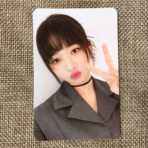 IVE REI [ ELEVEN ] Official Photocard, VER. B / New / Gift