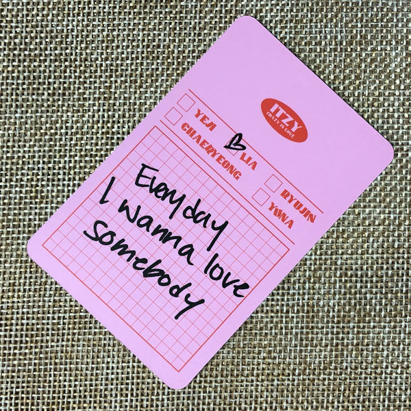 ITZY LIA #2 [ CRAZY IN LOVE ] Official Photocard, 1st Album / New / Gift
