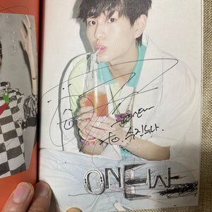 SHINEE ONEW, MINHO [ROMEO] Hand Signed Album / Autographed / Photobook+CD / Mint