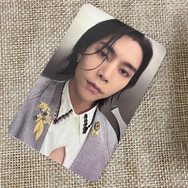 NCT Johnny [Fact Check] Official Photocard, Chandelier Version / New, Rare /+G
