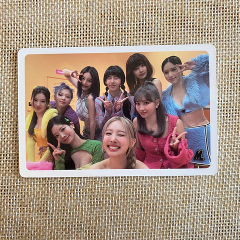 TWICE GROUP [ Between 1&2 POB Preorder benefit Official Photocard ] / NEW/+Gift