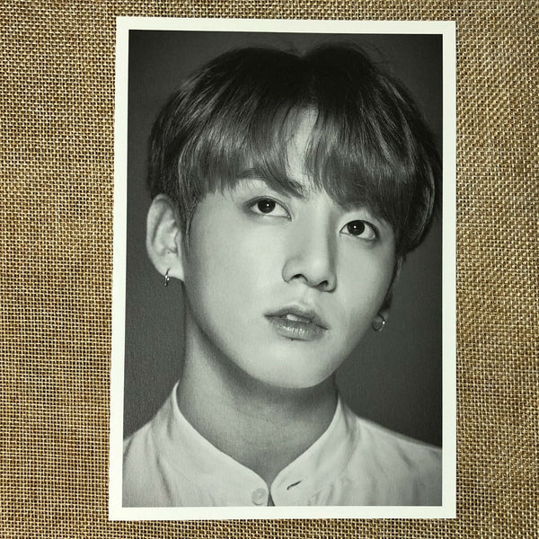 BTS JUNGKOOK [The Wings Tour Final] Official Face Photo Collection Set / Gift