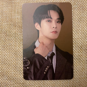 NCT 127 DOYOUNG [2023 Season's Greetings] Official Trading Photocard / Gift