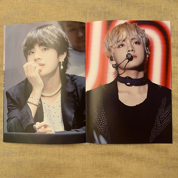 BTS V #2 [ FOREVER LOVE Exhibition ] Mini Photobook, 16 pg / New, Rare / Gift