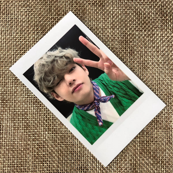 BTS V [ 2021 Season's Greetings ] Official Polaroid Photocard / New / Gift