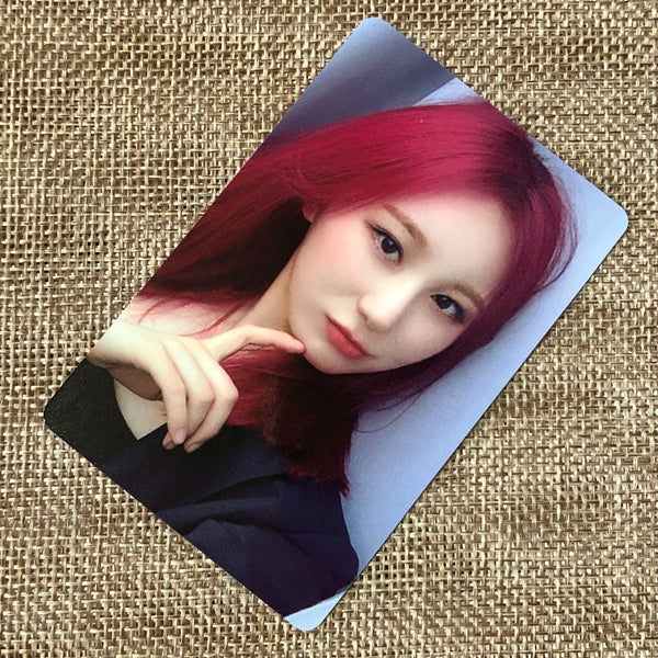 IZ*ONE CHAEYEON #2 [ ONEIRIC THEATER ] Official Photocard / New / Gift