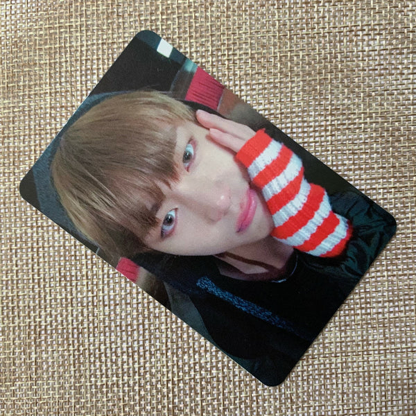 BTS V Taehyung [YNWA You Never Walk Alone] Official Photocard / New, Rare / Gift