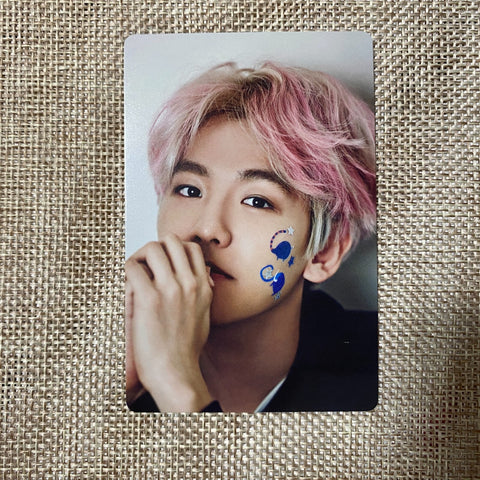 EXO BAEKHYUN [2016 Season's Greetings] Official Limited Photocard / New, Rare