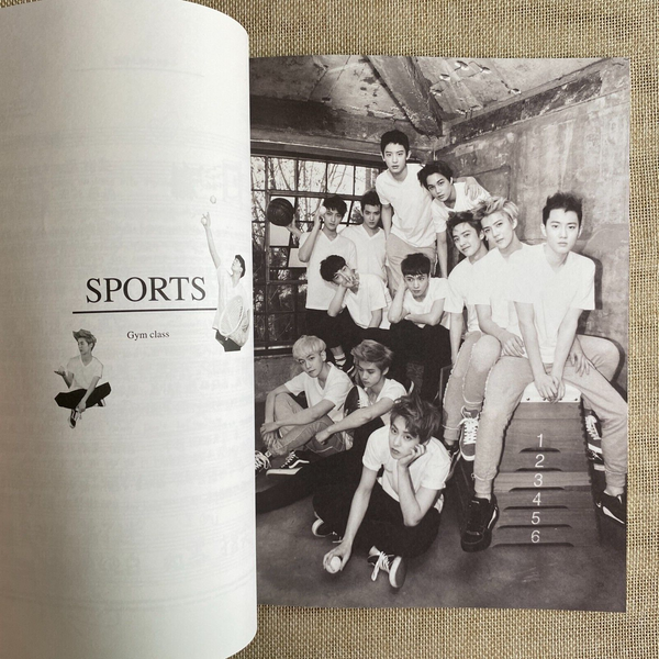 EXO GROUP [ XOXO ] Photobook + CD, 1st Album HUG Ver. Chinese / New, Rare / Gift