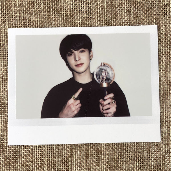 ATEEZ YUNHO [THE FELLOWSHIP : BEGINNING OF THE END DVD] Official Polaroid / Gift
